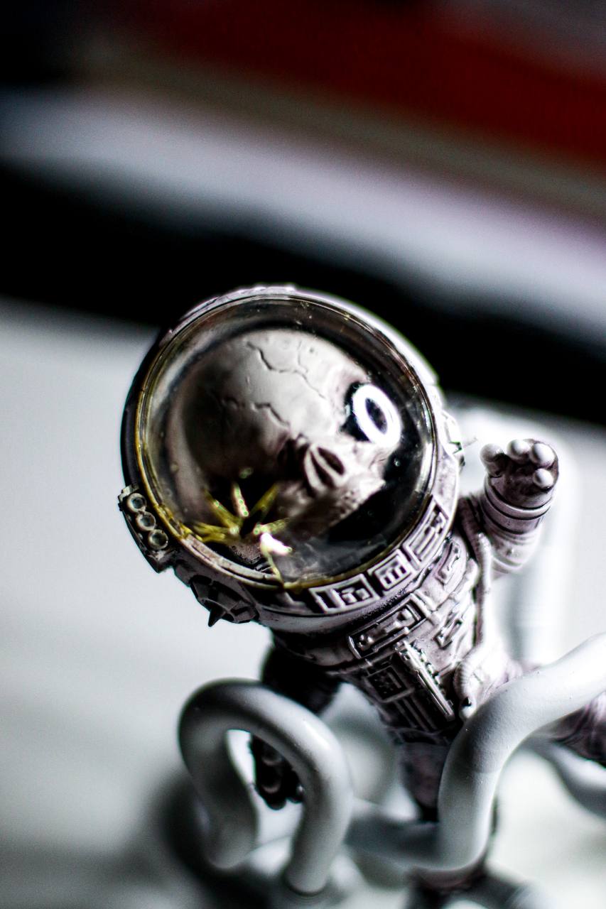 Astronaut Sculpture 1/1 Signed Honey Bomb Toys